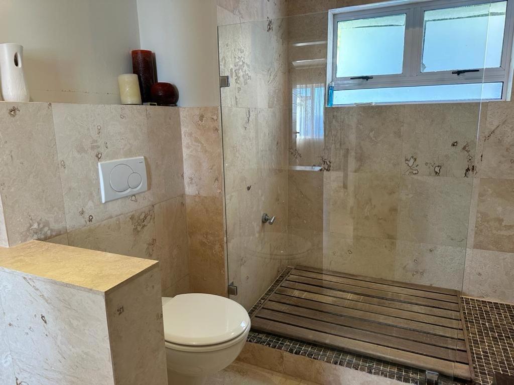 Bgs Luxury Two Bedroom -camps Bay-cape Town Apartment *