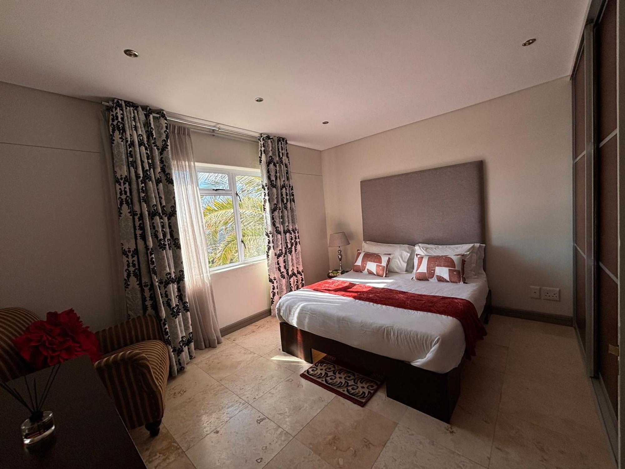 Bgs Luxury Two Bedroom -camps Bay-cape Town Apartment *