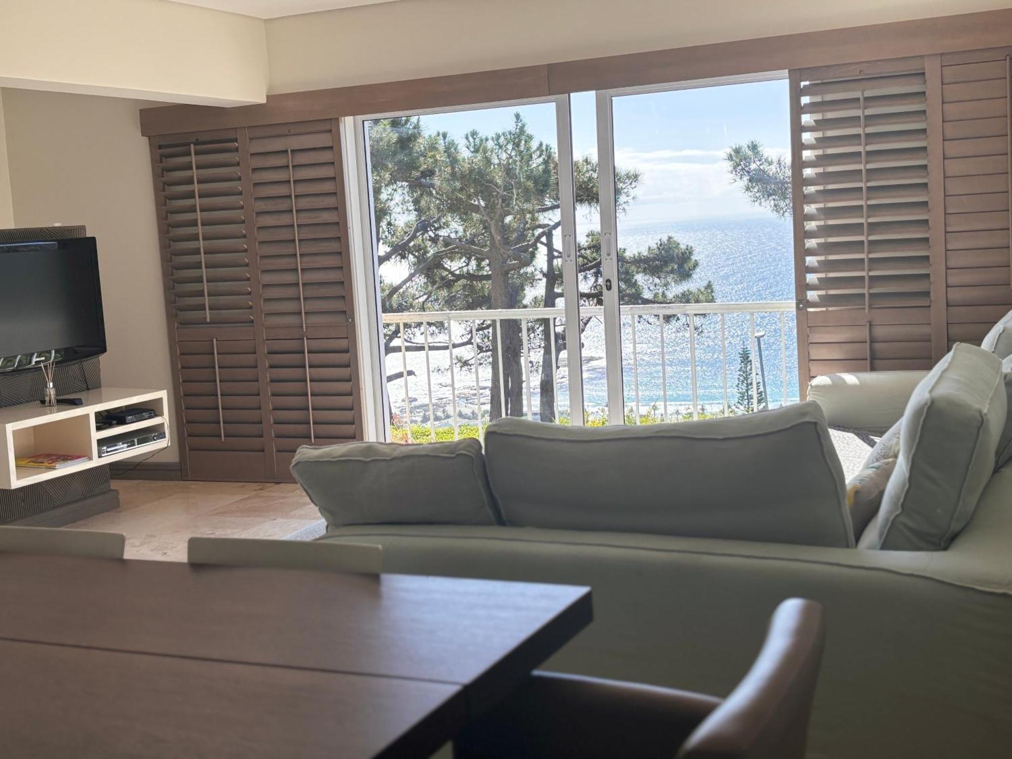 Bgs Luxury Two Bedroom -camps Bay-cape Town Apartment *